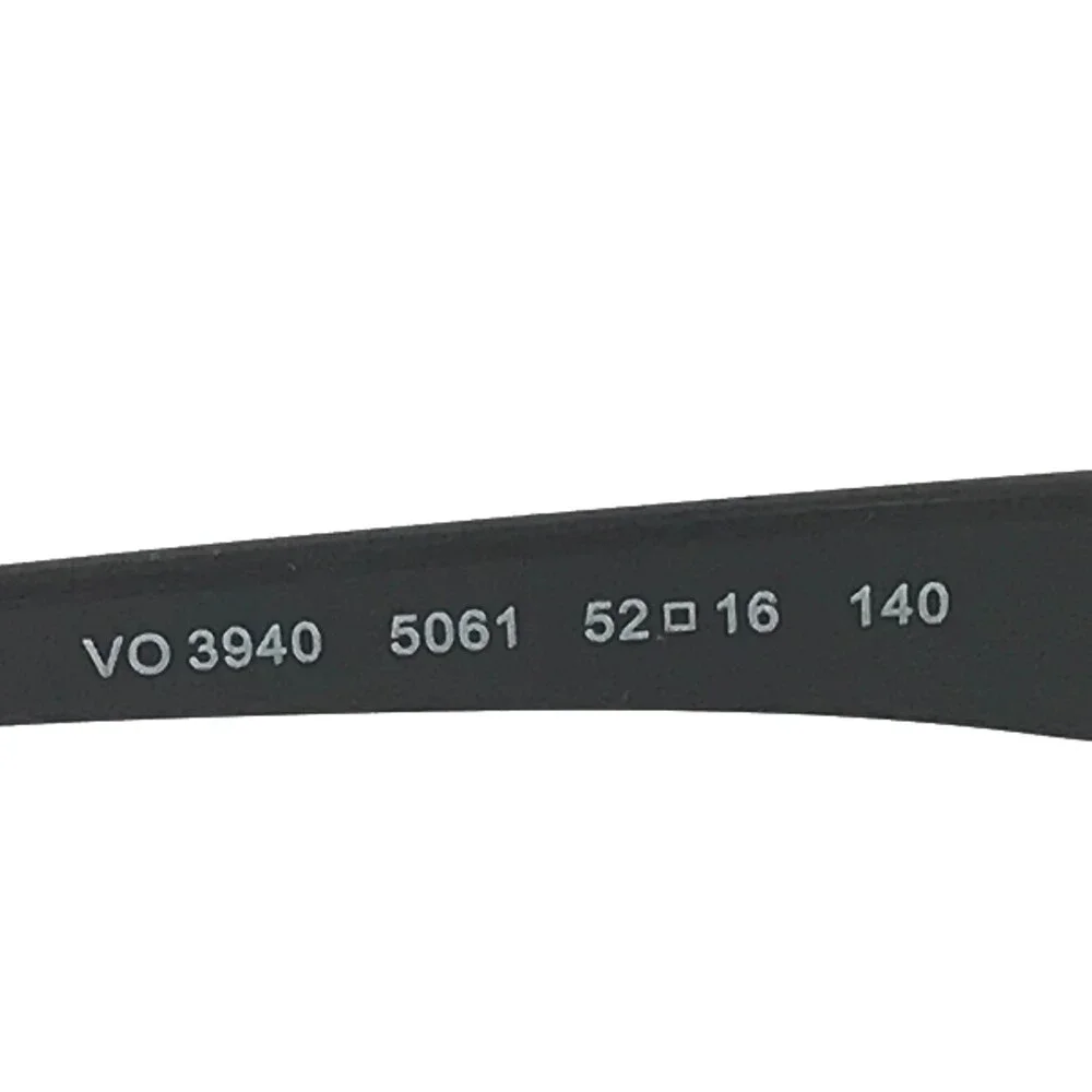 Vogue brand new